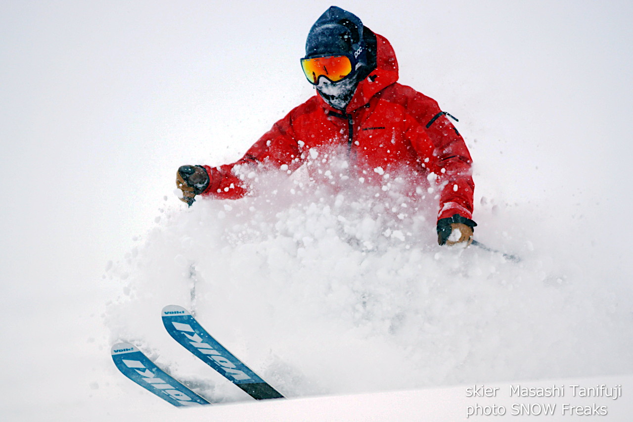 中山峠スキー場・初滑りシーズン最後の週末は『激深パウダースノー』☆ゲストスキーヤーに谷藤昌司さん登場！